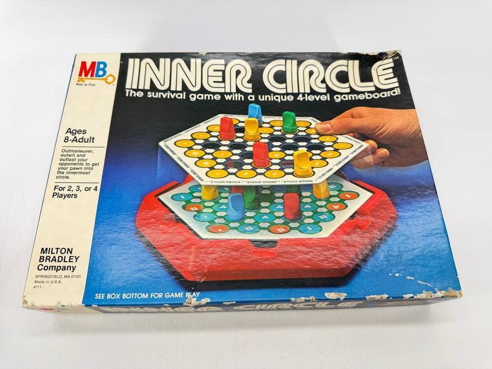 Vintage Milton Bradley Inner Circle Board Game 4111 2-4 Players 1.30 lb